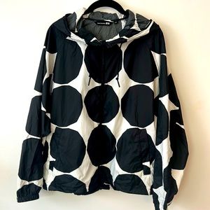 Marimekko for Uniqlo XS packable rain jacket.